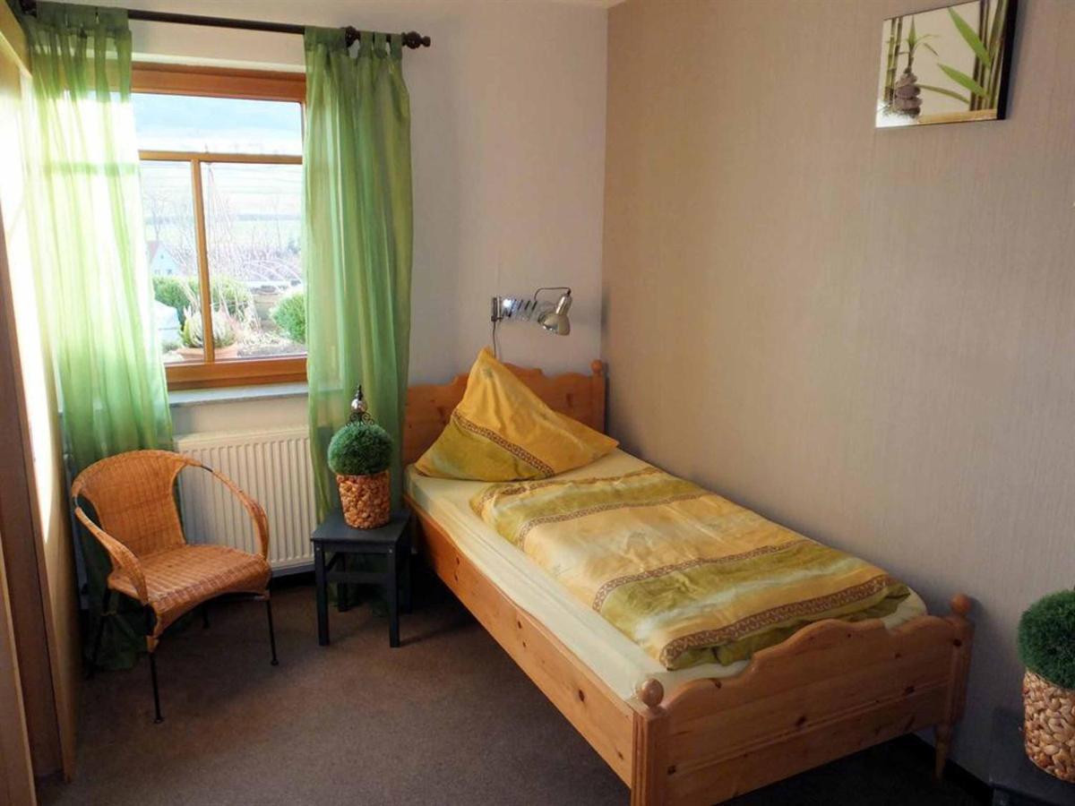 Ferienwohnung Stirnbergblick Ehrenberg  エクステリア 写真